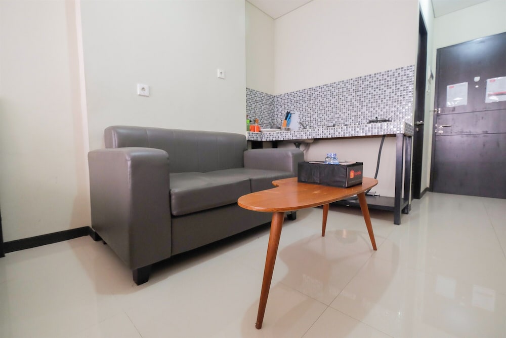 garden view studio at nifarro park apartment
