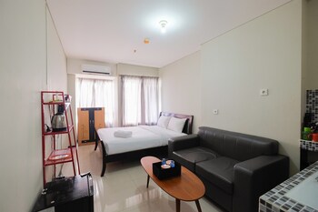 garden view studio at nifarro park apartment