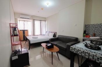 garden view studio at nifarro park apartment
