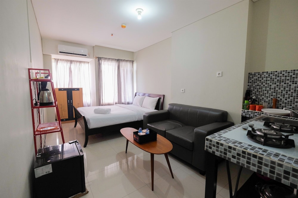 garden view studio at nifarro park apartment