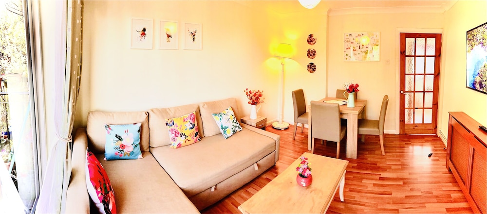 apple perch 2br flat free parking