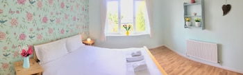 apple perch 2br flat free parking