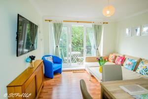 apple perch 2br flat free parking
