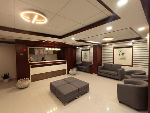 hotel monsoon palace guwahati