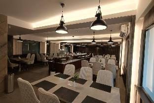 hotel monsoon palace guwahati