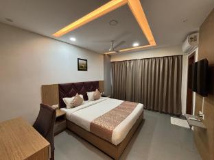 hotel monsoon palace guwahati