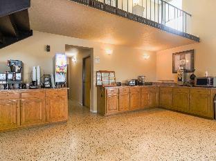 oyo hotel lebanon mo i 44