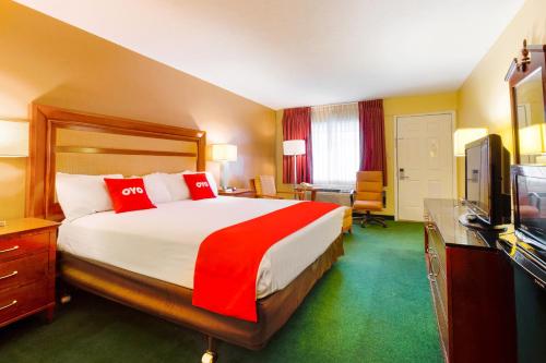 oyo hotel lebanon mo i 44