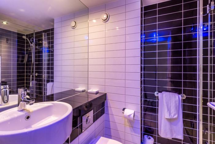 holiday inn express colchester by ihg