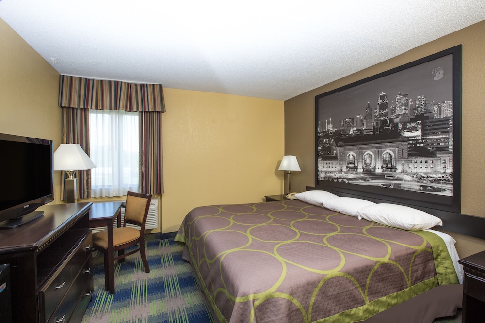 comfort inn i 35 at shawnee mission parkway