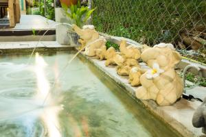 nty hostel bkk airport