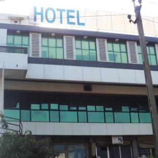 hotel supreme