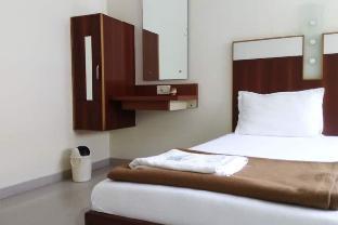 hotel supreme
