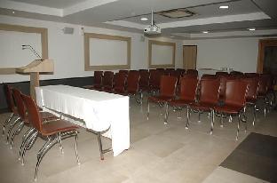 oyo 2724 hotel pla residency