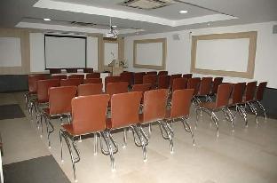 oyo 2724 hotel pla residency