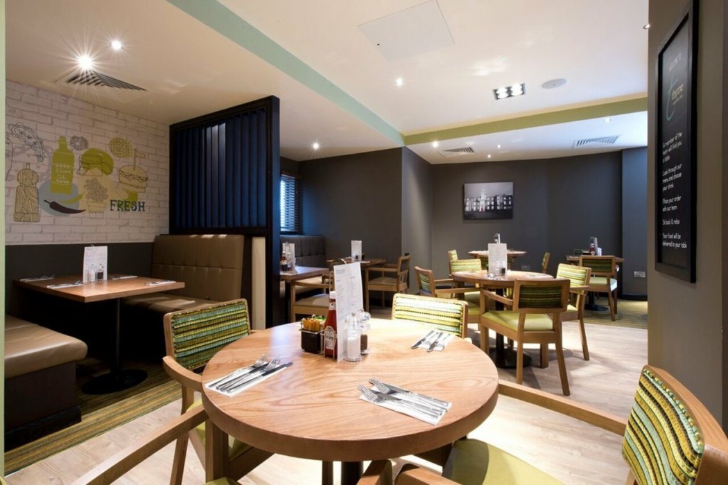 premier inn salisbury south milford