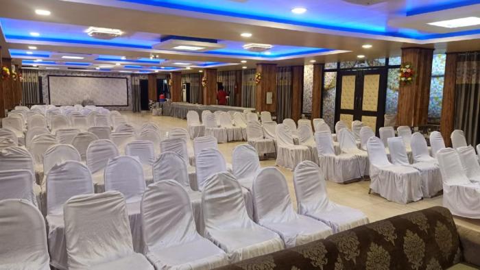 hotel vilas prayagraj