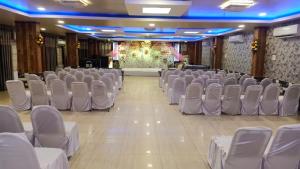 hotel vilas prayagraj