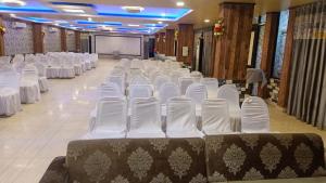 hotel vilas prayagraj