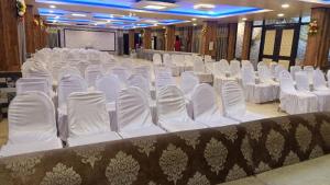 hotel vilas prayagraj