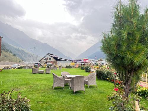sonamarg glacier