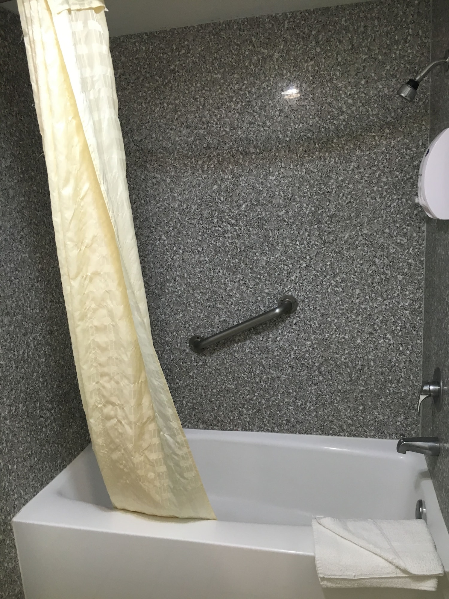 riverside inn and suites