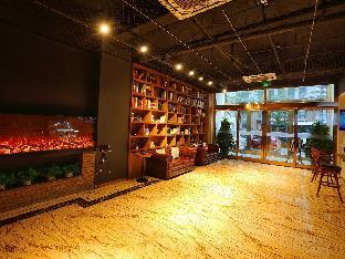 james joyce coffetel shenyang north railway station shifu square