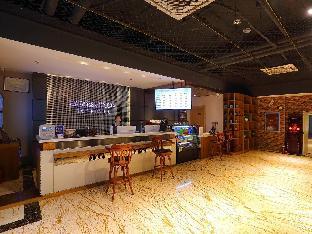 james joyce coffetel shenyang north railway station shifu square