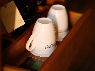 james joyce coffetel shenyang north railway station shifu square