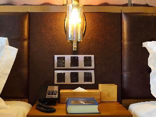 james joyce coffetel shenyang north railway station shifu square