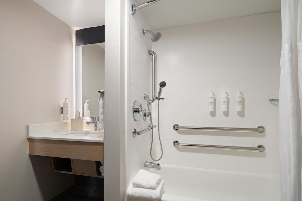 hilton garden inn richmond south southpark
