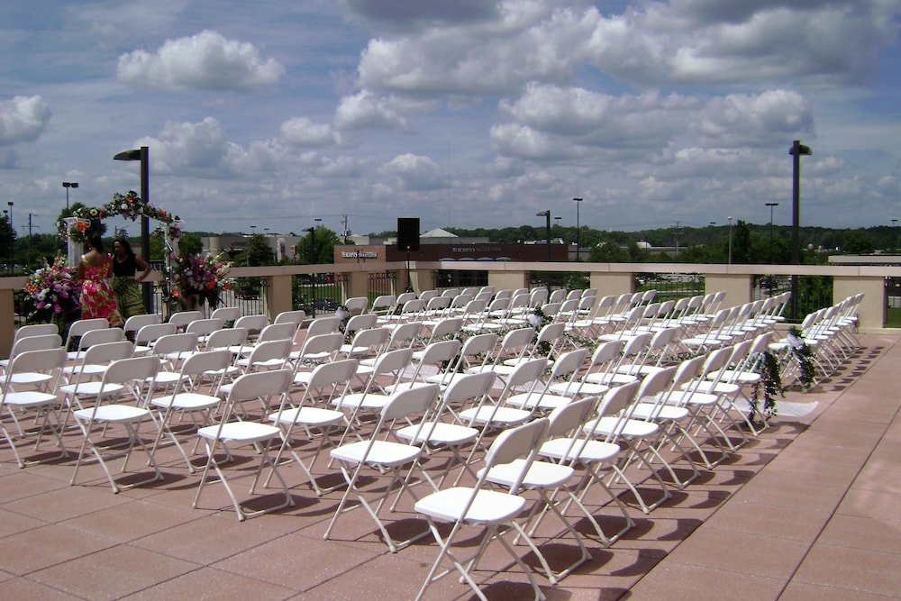 hilton garden inn richmond south southpark