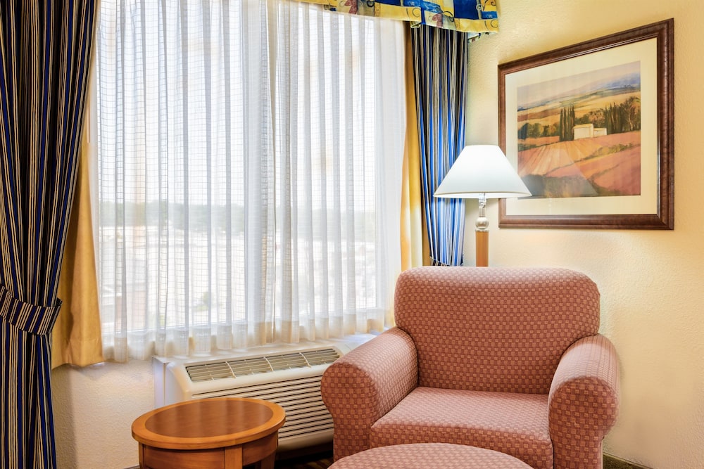 hilton garden inn richmond south southpark