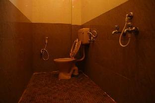 Pranov Residency,Ottakkalmandapam,4 star