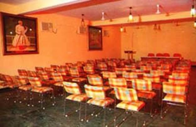 hotel nirwana palace