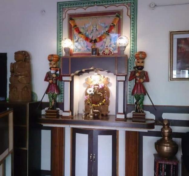 hotel nirwana palace