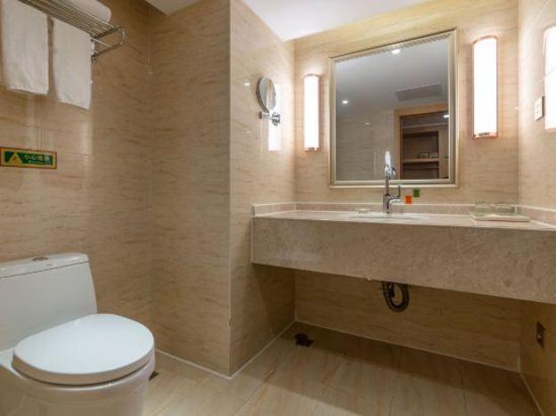 vienna international hotel yuanjiang