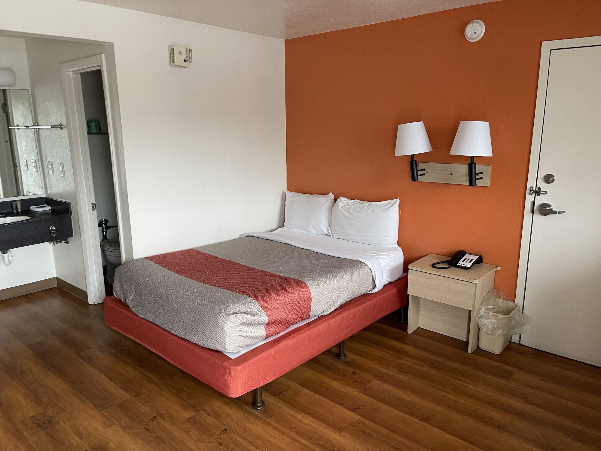 travelodge by wyndham brattleboro vt