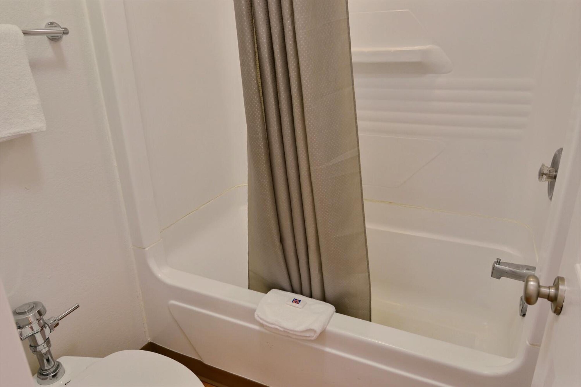 travelodge by wyndham brattleboro vt