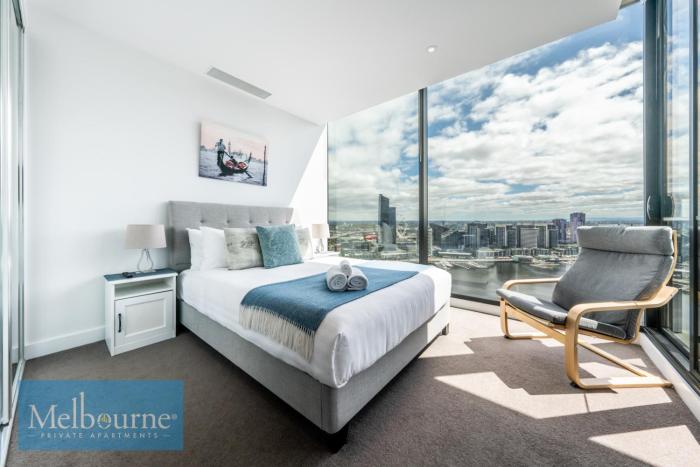 melbourne private apartments collins wharf waterfront docklands
