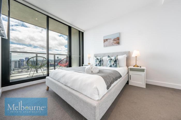melbourne private apartments collins wharf waterfront docklands