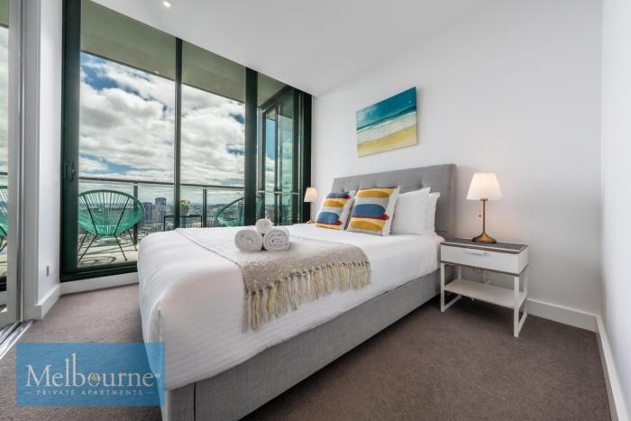melbourne private apartments collins wharf waterfront docklands