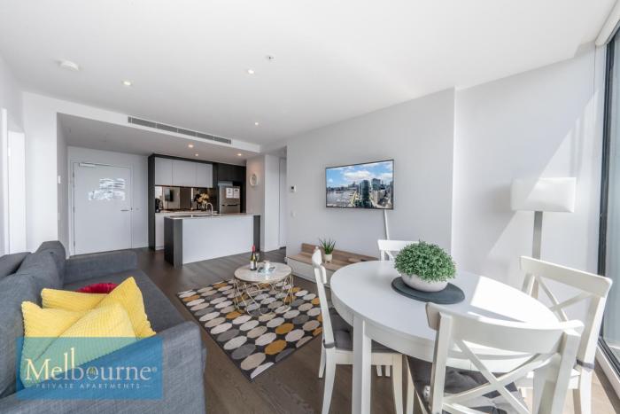 melbourne private apartments collins wharf waterfront docklands