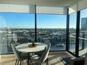 melbourne private apartments collins wharf waterfront docklands