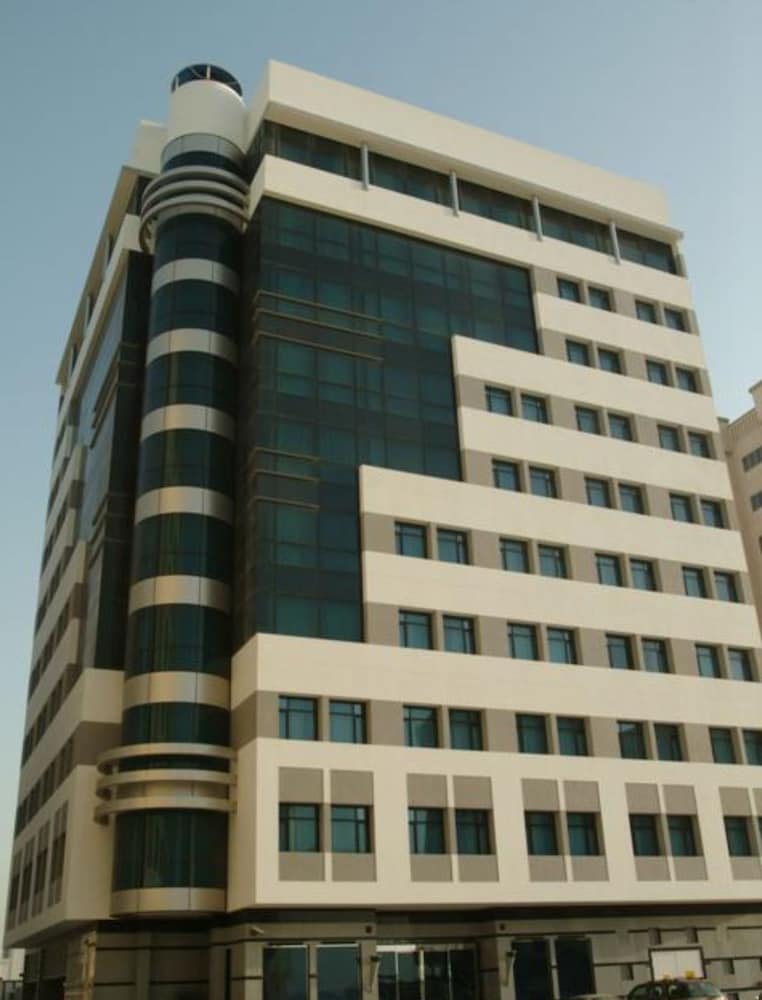 excelsior luxury apartments