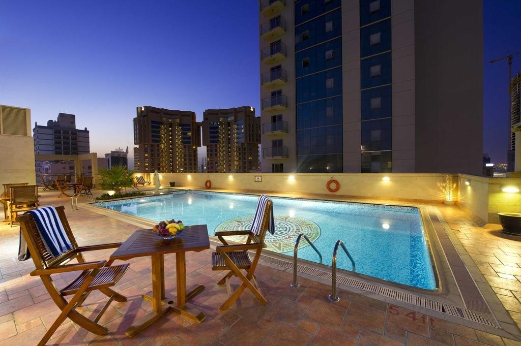 excelsior luxury apartments