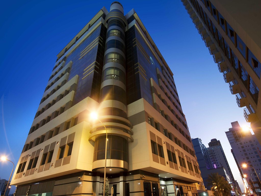excelsior luxury apartments