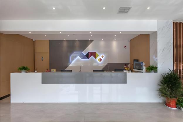 borrman hotel wuhan yangluo