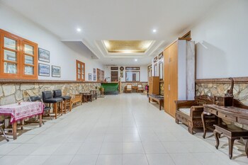 Reddoorz Plus Near Lempuyangan Station 4,Special Region Of Yogyakarta>>Yogyakarta,3 star