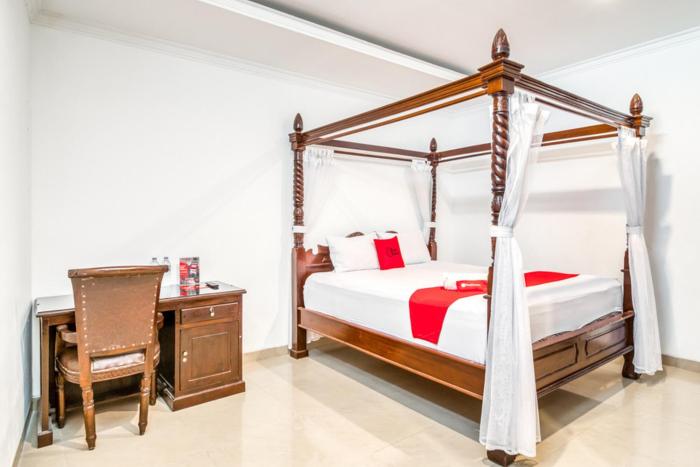 reddoorz plus near lempuyangan station 4